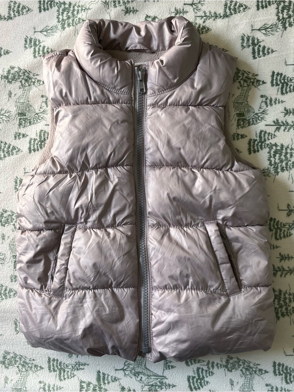Old Navy Light Champagne Quilted Puffer Vest size 4 / 4T